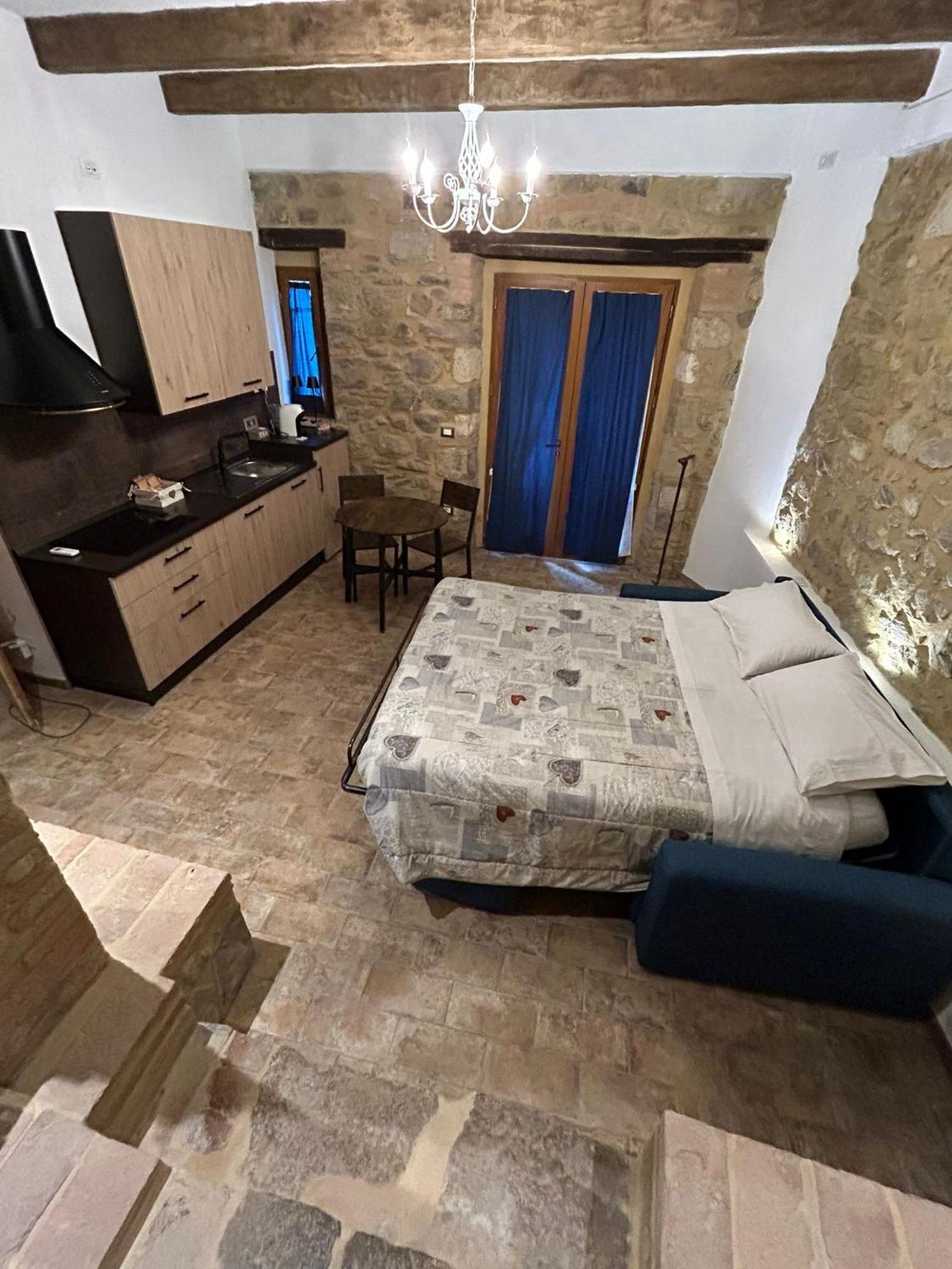 Borgo Di Mezzo Lejlighed Castelnuovo dellʼAbate Eksteriør billede